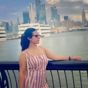 Meet your Posher, Sandra